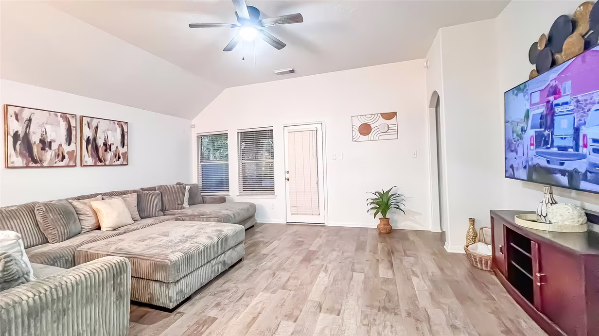 Photo 6 of 9923 Opal Rock Drive Drive, Rosharon, TX