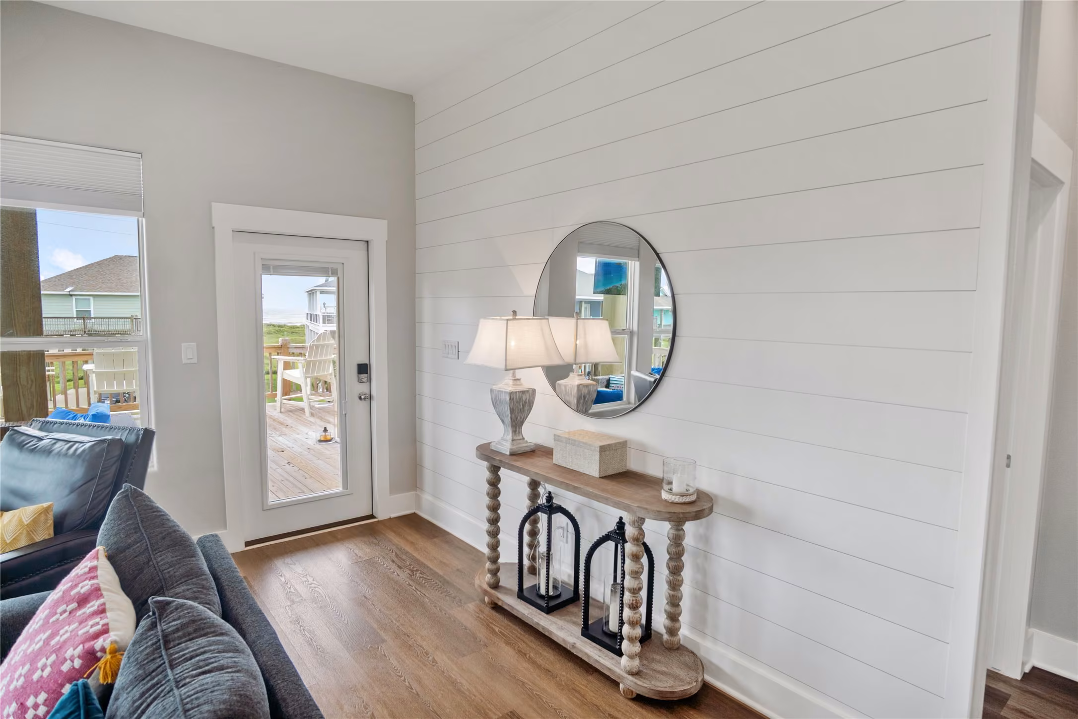 Photo 6 of 804 1/2 W Johnson Crawford Circle, Port Bolivar, TX