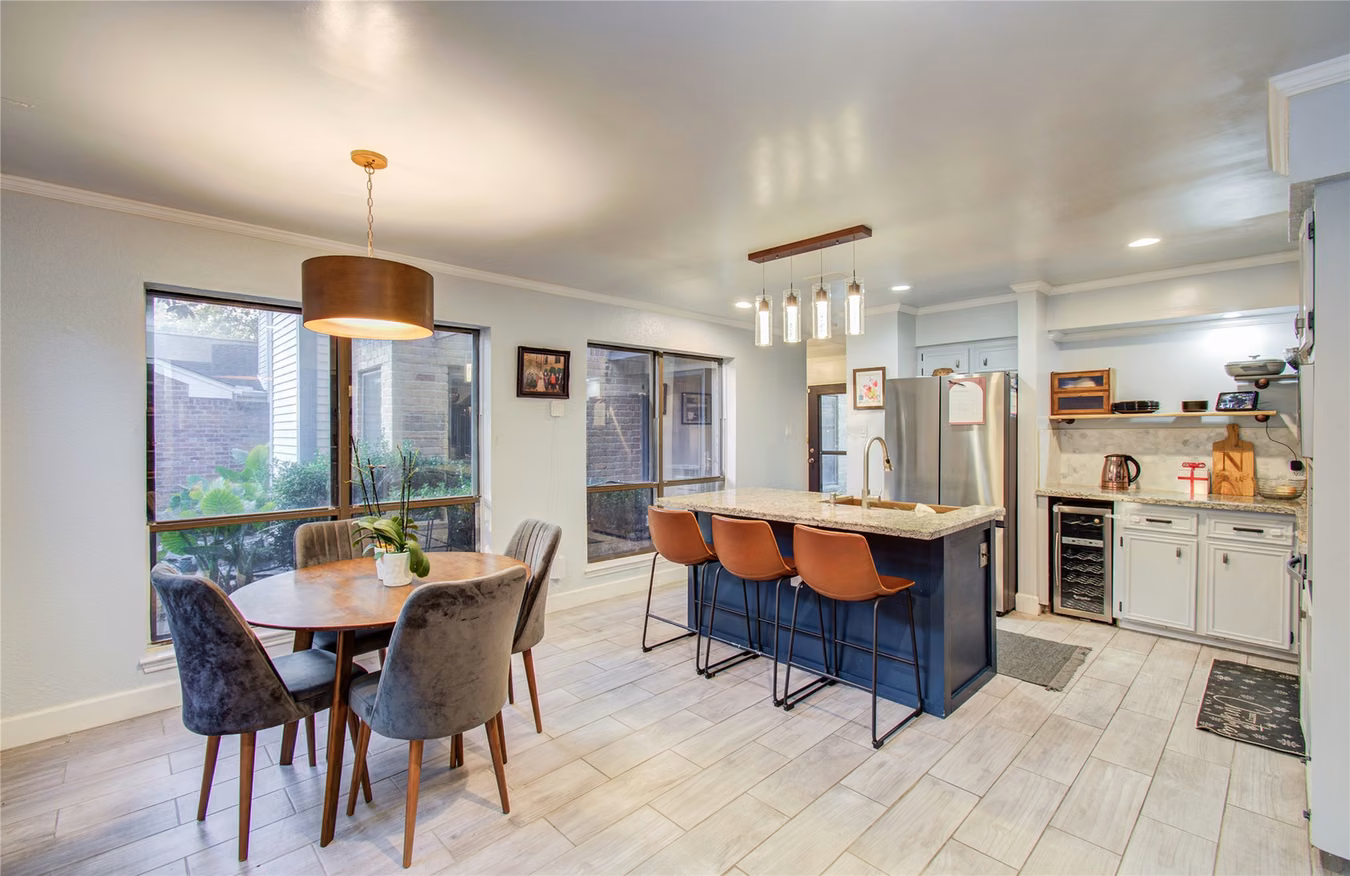 Photo 4 of 16707 Fernwood Way, Houston, TX