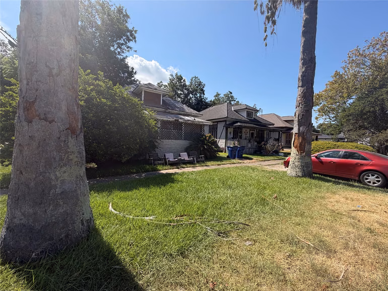 Photo 2 of 515 4th Street, Texas City, TX