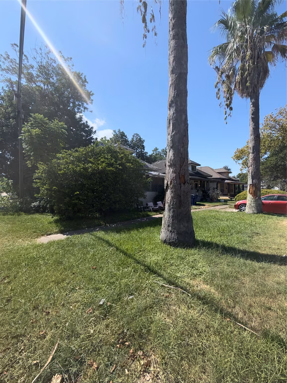Photo 3 of 515 4th Street, Texas City, TX