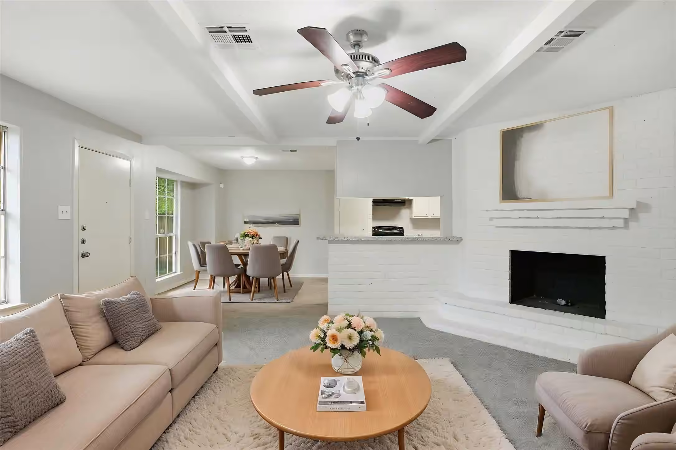 Photo 4 of 6814 Indian Falls Drive, Houston, TX