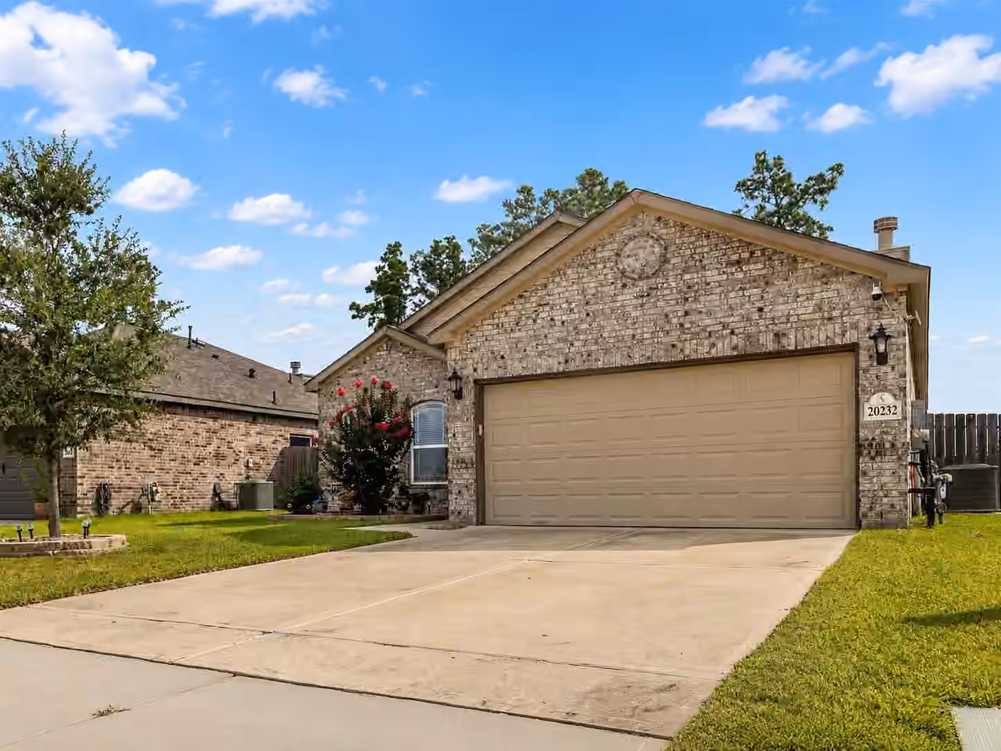 Photo 2 of 20232 Torrey Pines Lane, Cleveland, TX