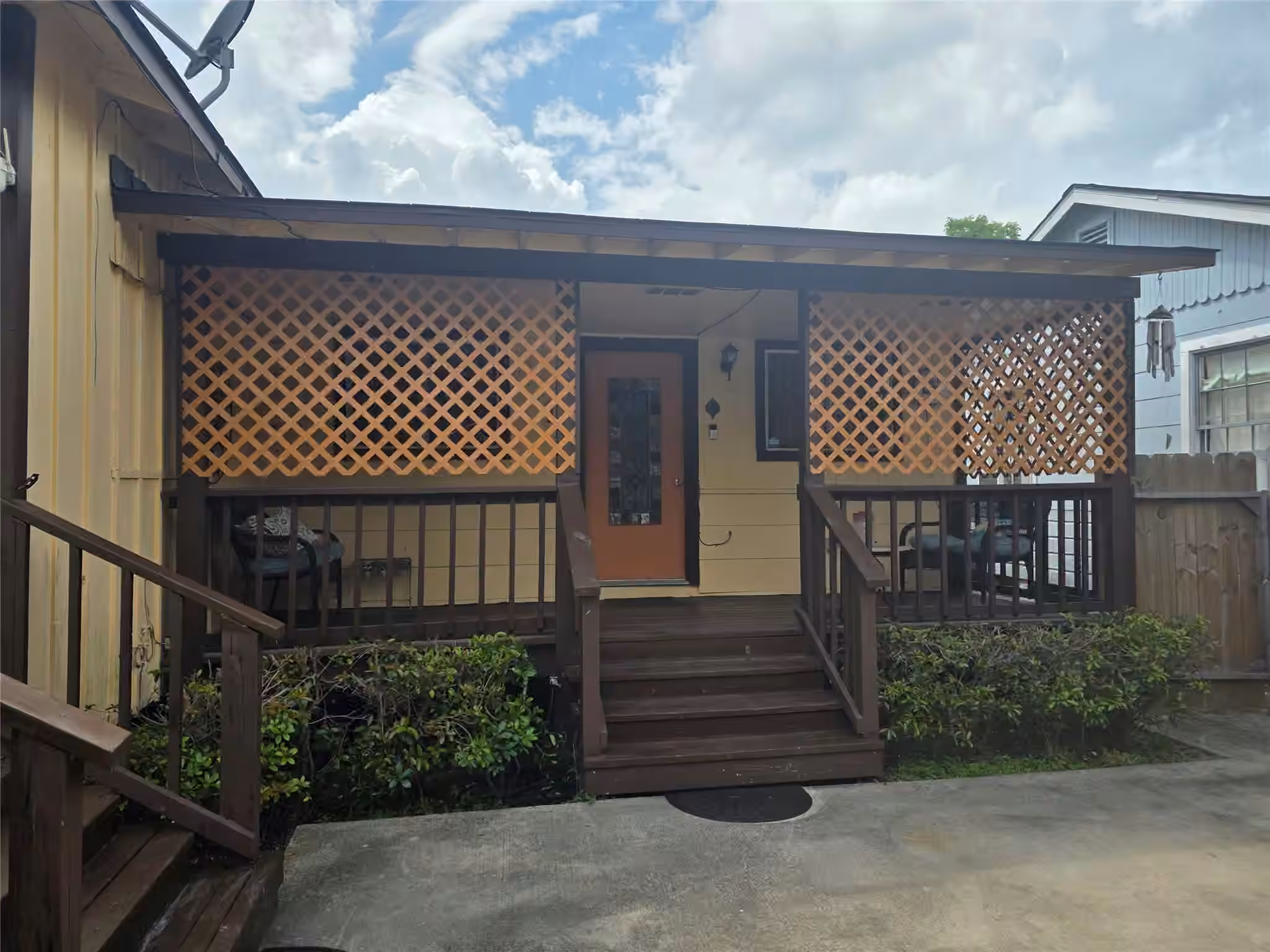 Photo 2 of 1028 Baker Avenue, Bacliff, TX