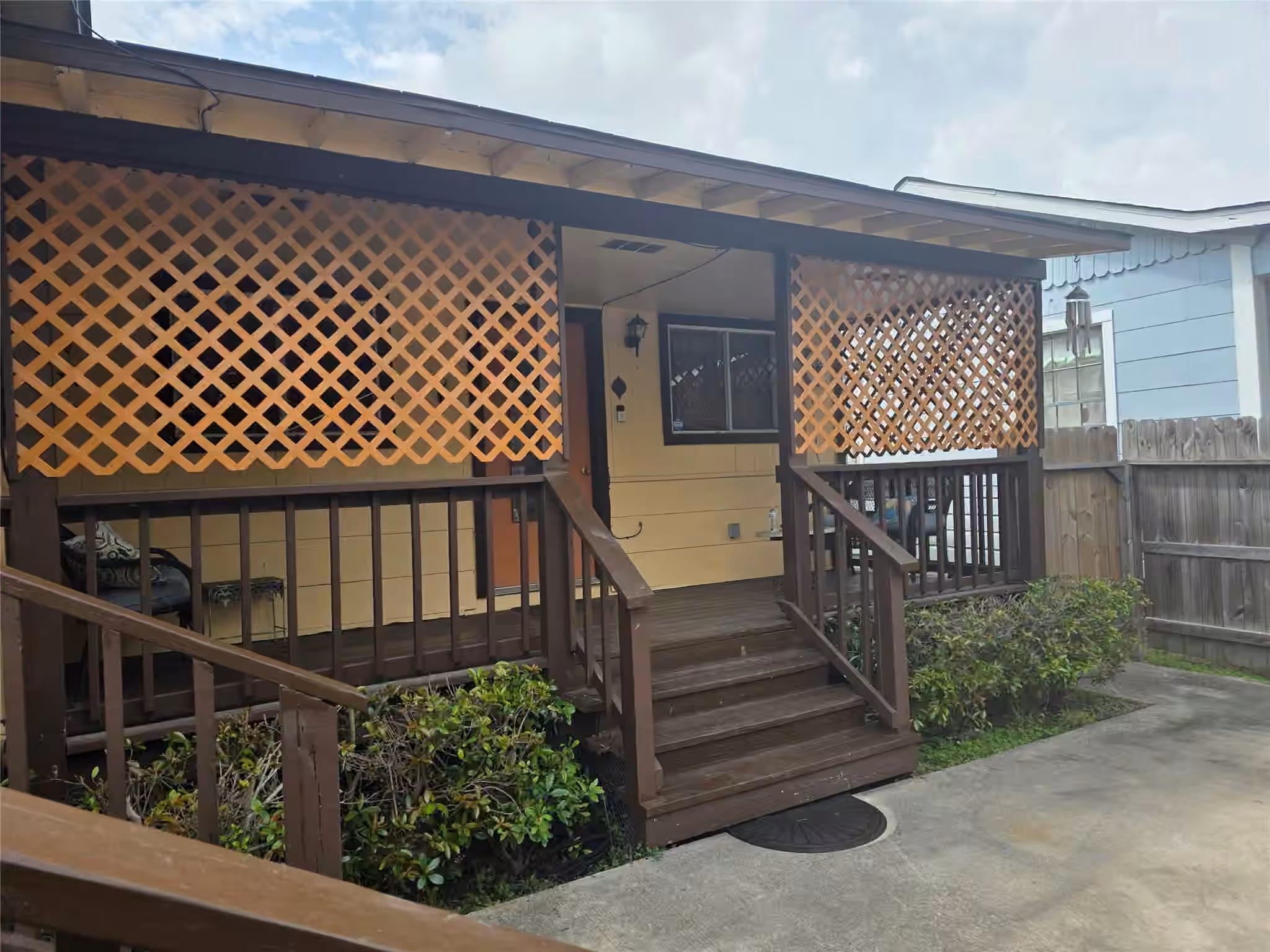 Photo 4 of 1028 Baker Avenue, Bacliff, TX