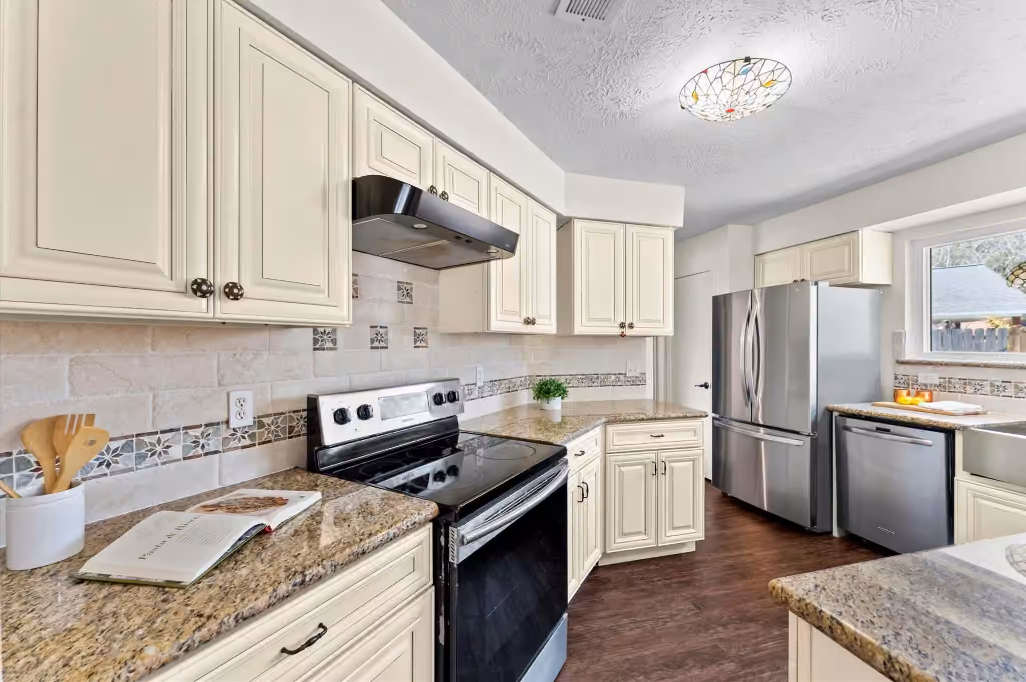 Photo 3 of 17815 Heritage Colony Court, Webster, TX