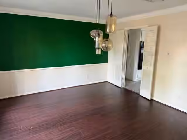 Photo 3 of 5719 Green Timbers Drive, Humble, TX