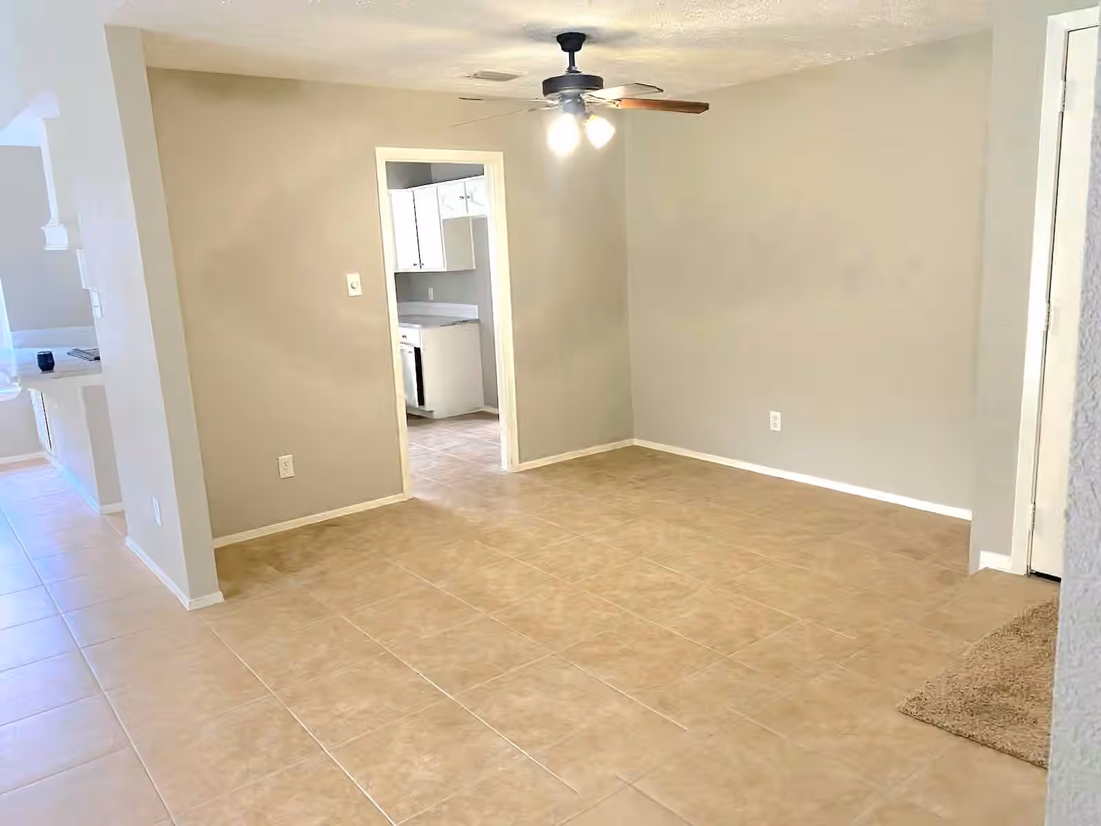Photo 7 of 16710 Bonnie Sean Drive, Spring, TX