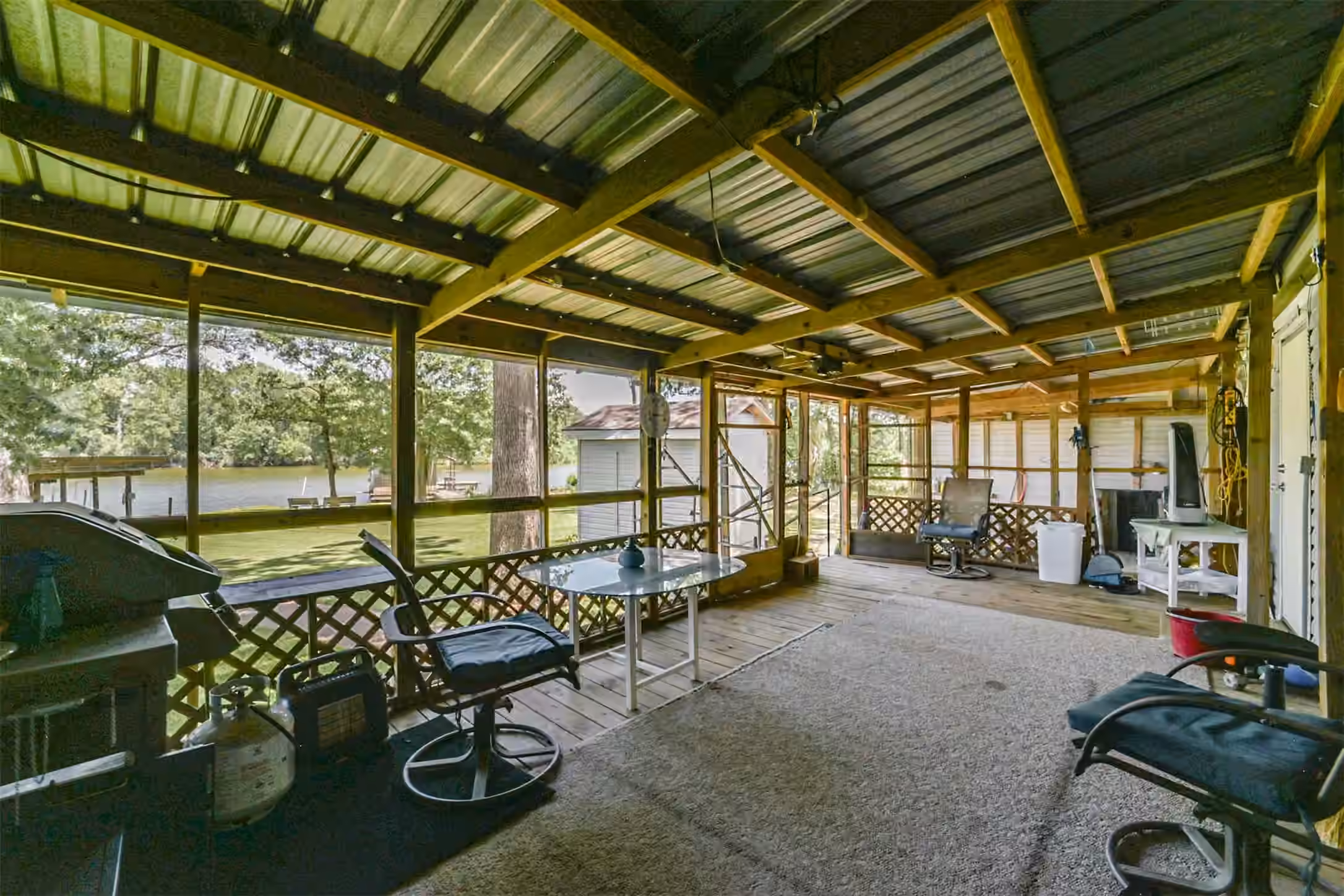 Photo 4 of 1440 Lakeside Drive, Huntsville, TX