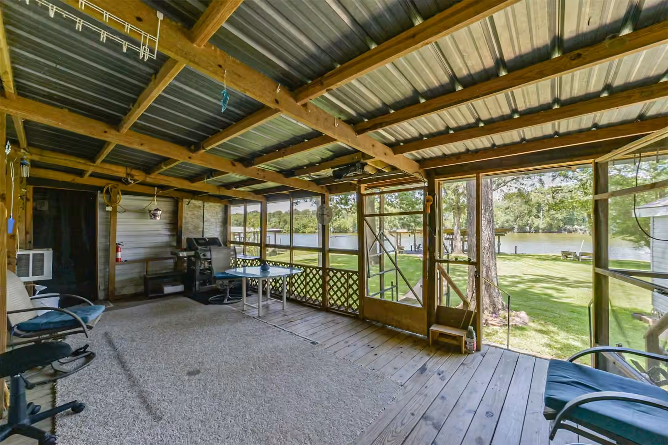 Photo 5 of 1440 Lakeside Drive, Huntsville, TX