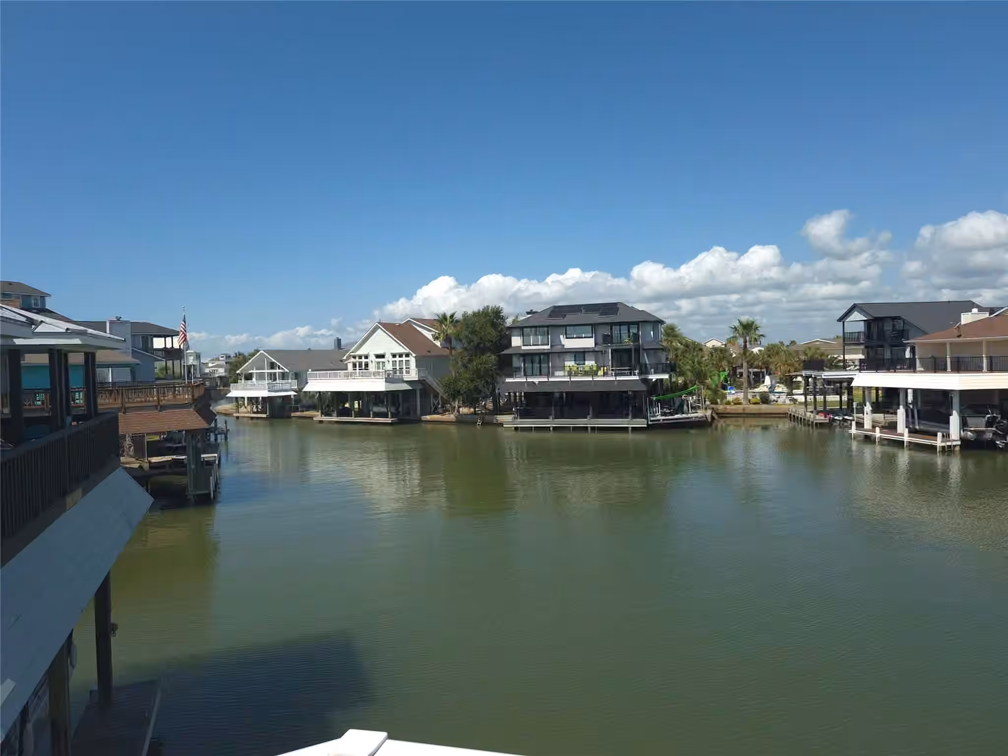 Photo 2 of 129 Quayside Drive, Tiki Island, TX