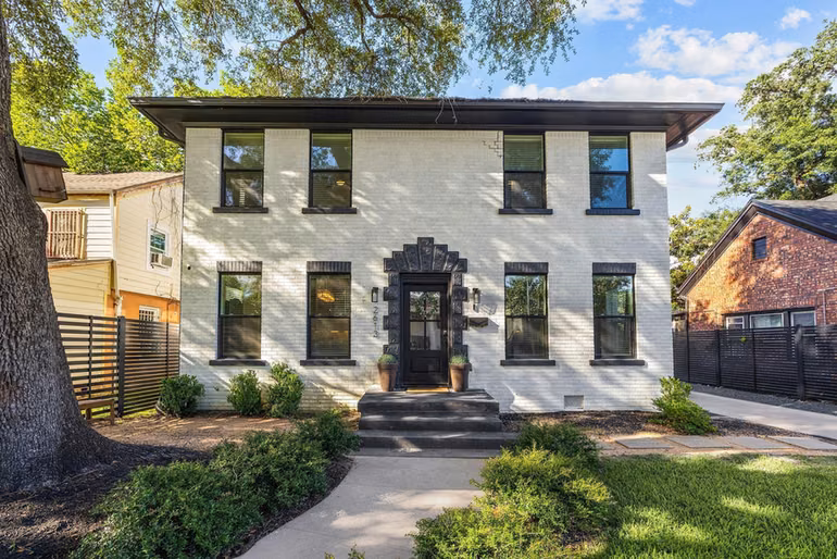 Photo 4 of 2613 Wichita Street, Houston, TX