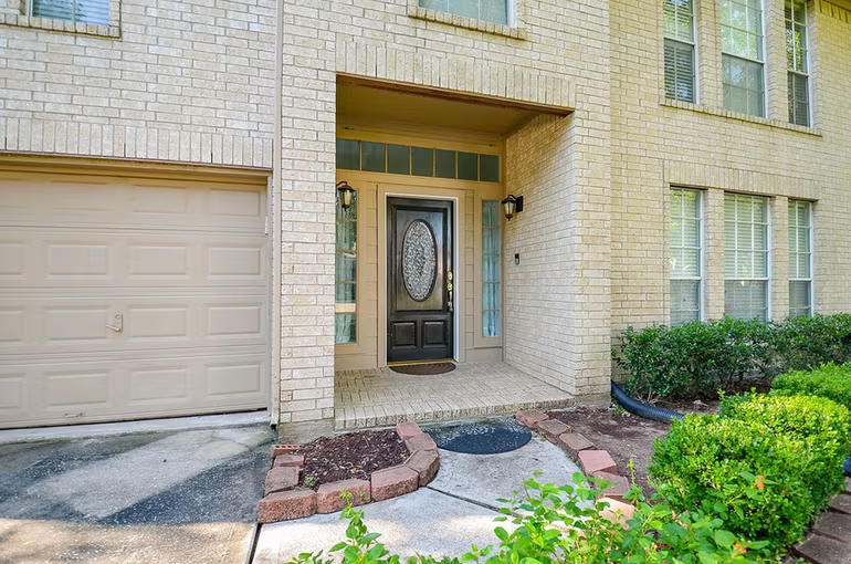 Photo 3 of 5510 Poundstone Court, Sugar Land, TX