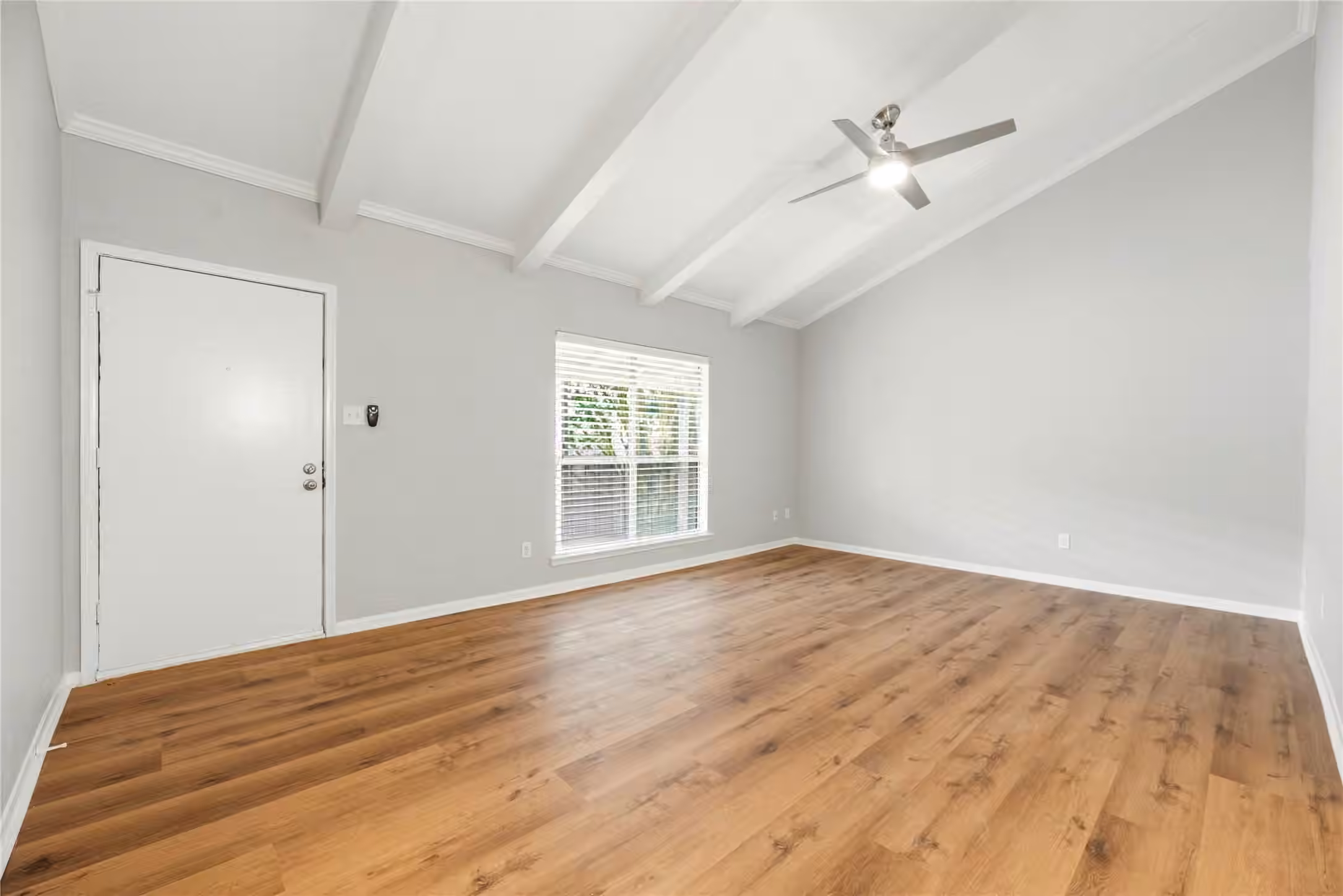 Photo 6 of 5711 Sugar Hill Drive 24, Houston, TX