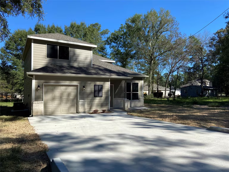 Photo of 15860 Pecan Drive, Montgomery, TX