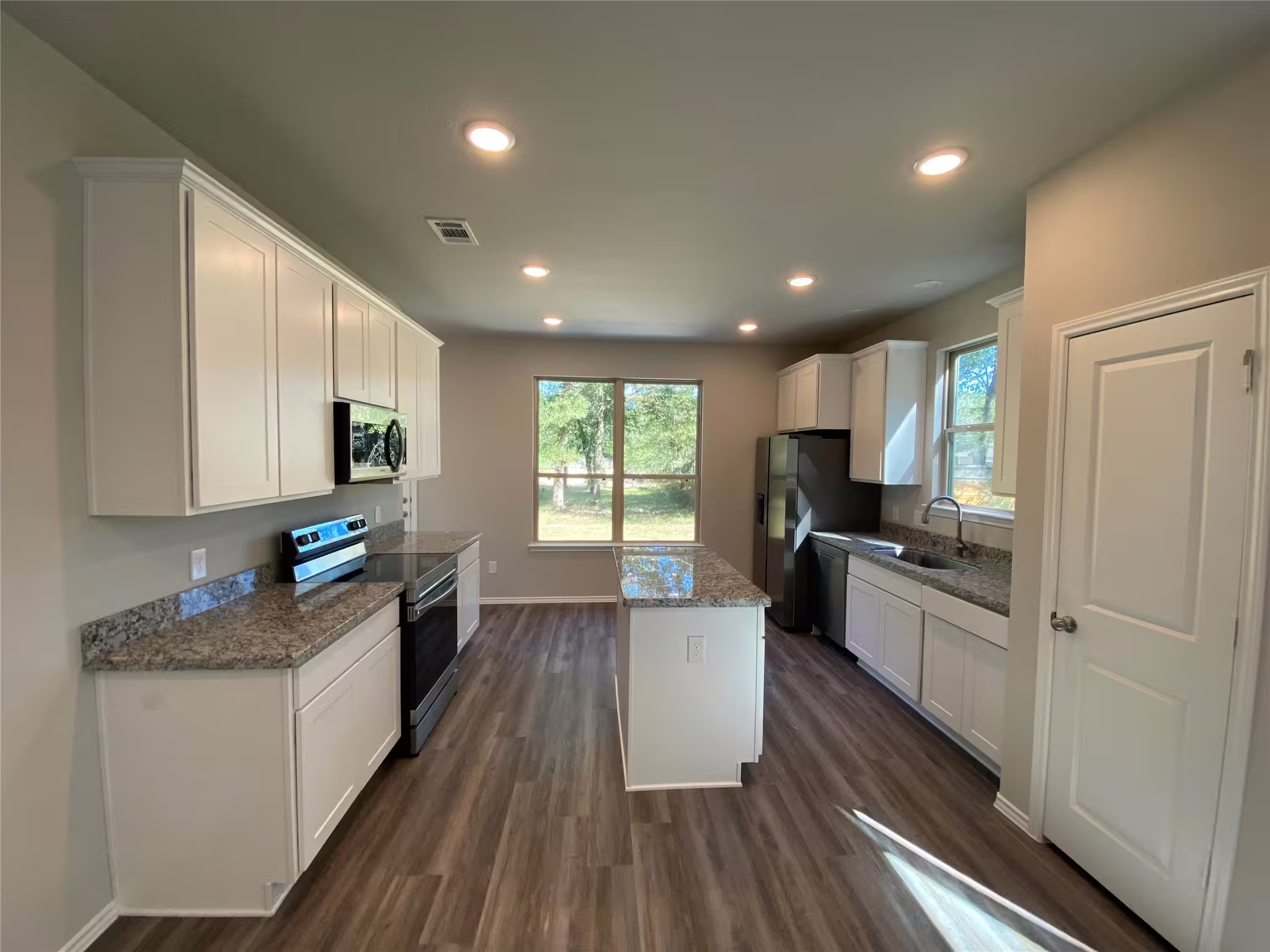 Photo 7 of 15860 Pecan Drive, Montgomery, TX