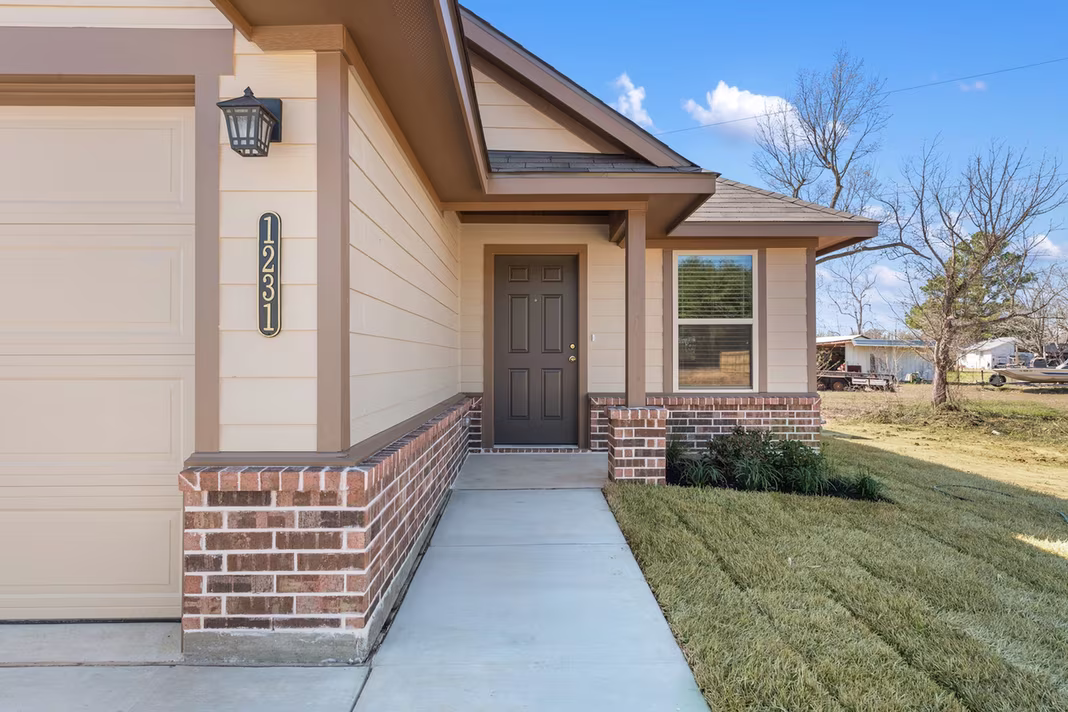 Photo 5 of 1231 High Street, Navasota, TX