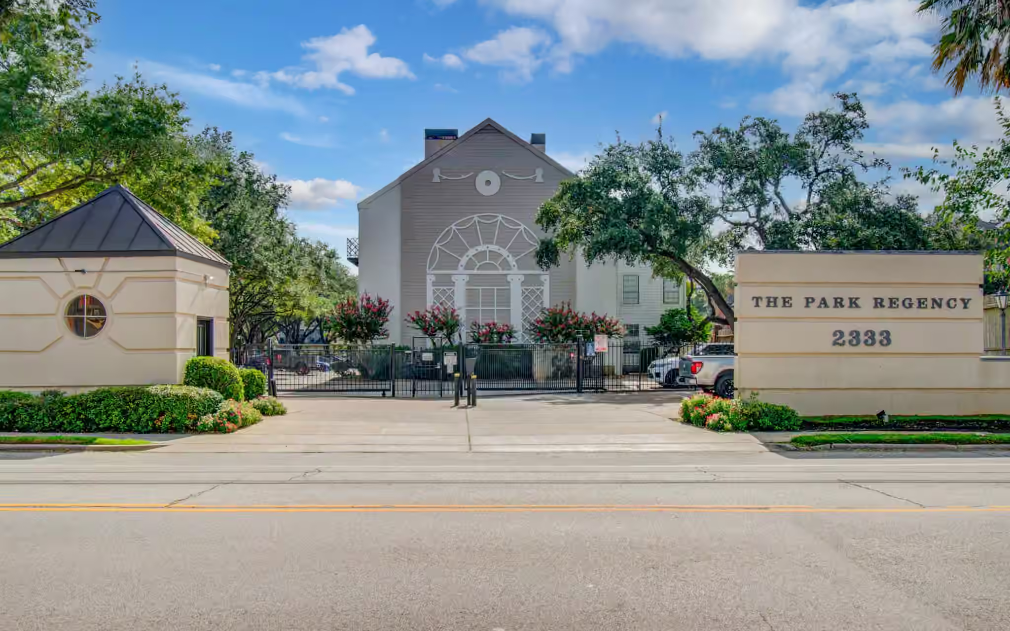 Photo of 2333 Bering Drive 116, Houston, TX
