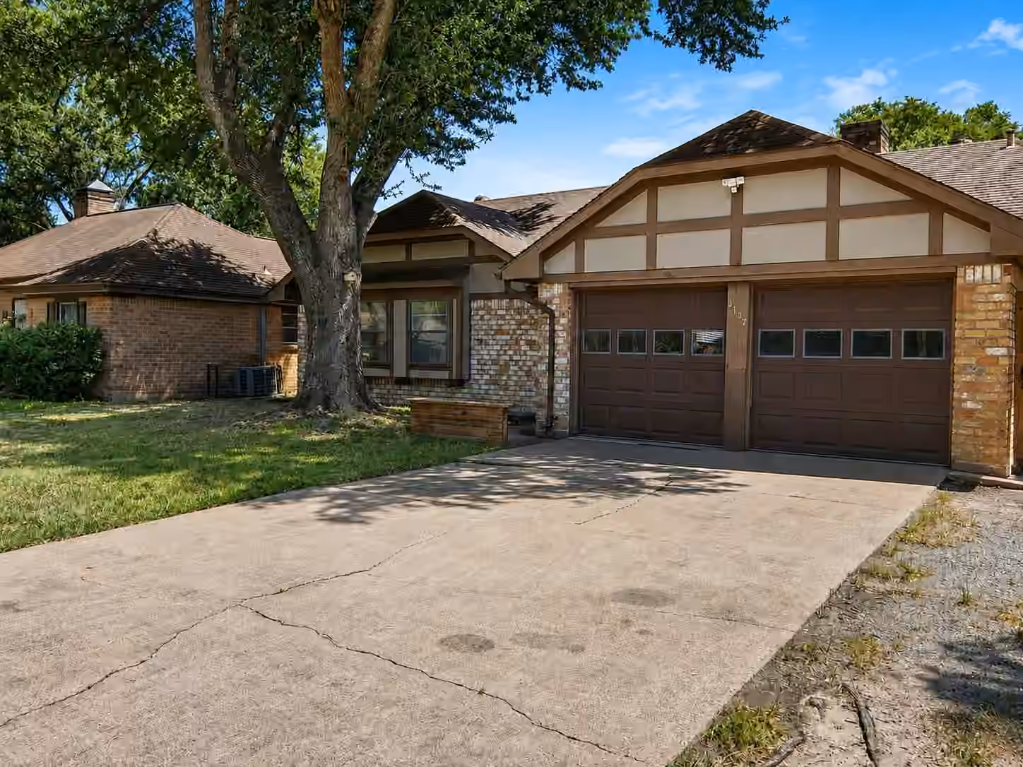 Photo 2 of 6107 Autumn Arbor Drive, Houston, TX