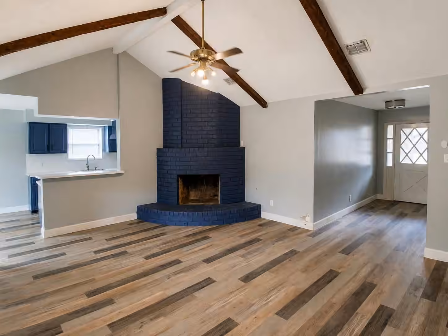 Photo 7 of 6107 Autumn Arbor Drive, Houston, TX