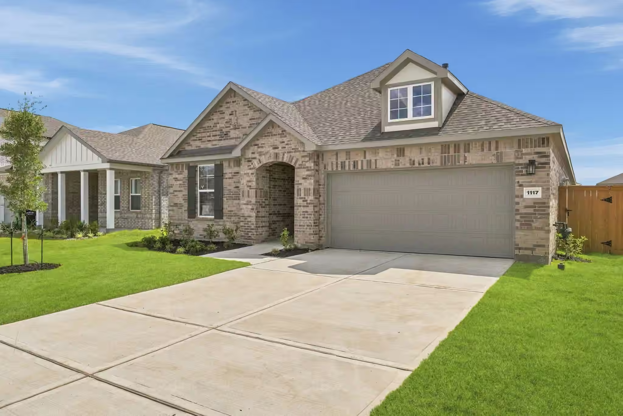 Photo 2 of 1117 Sunlit Circle, Brookshire, TX