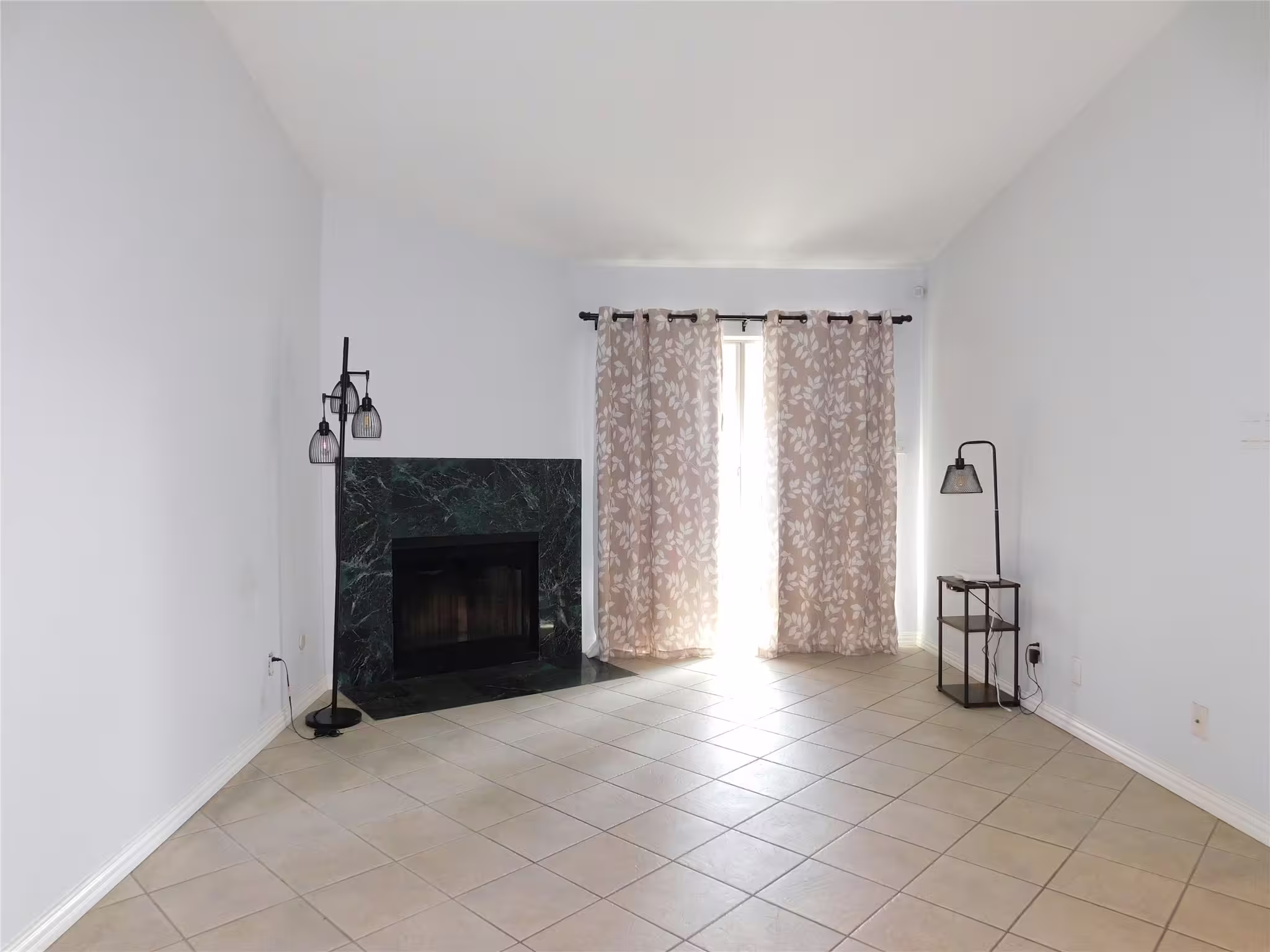 Photo 4 of 2120 El Paseo Street 314, Houston, TX