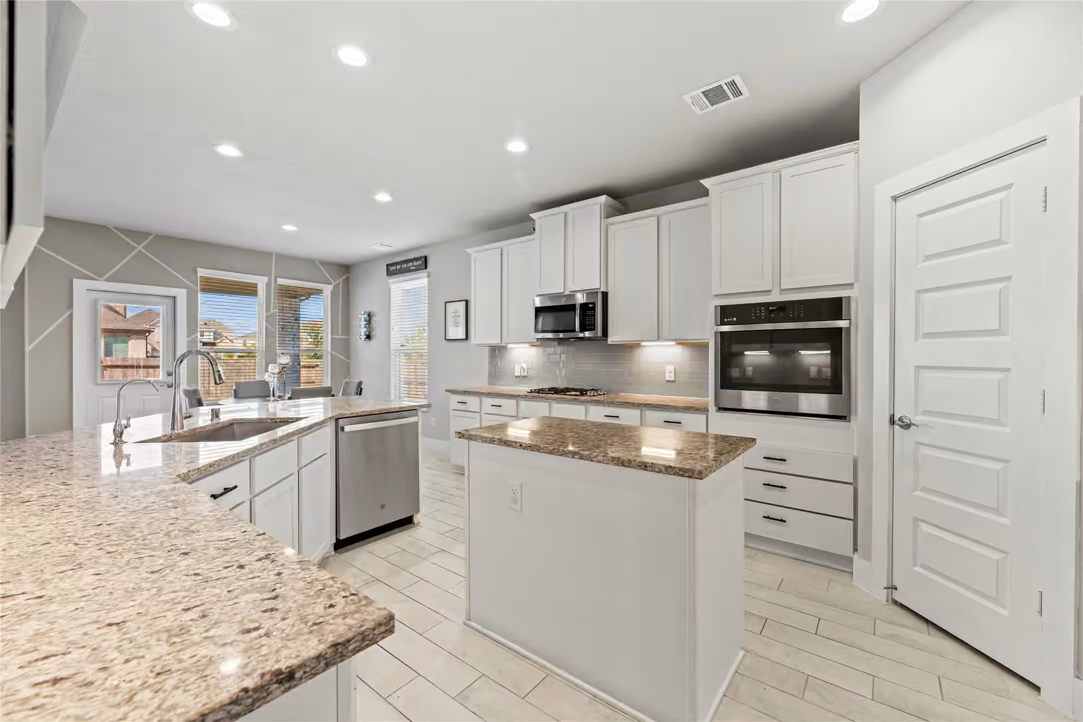 Photo 5 of 1600 Del Sol Ridge Lane, Katy, TX