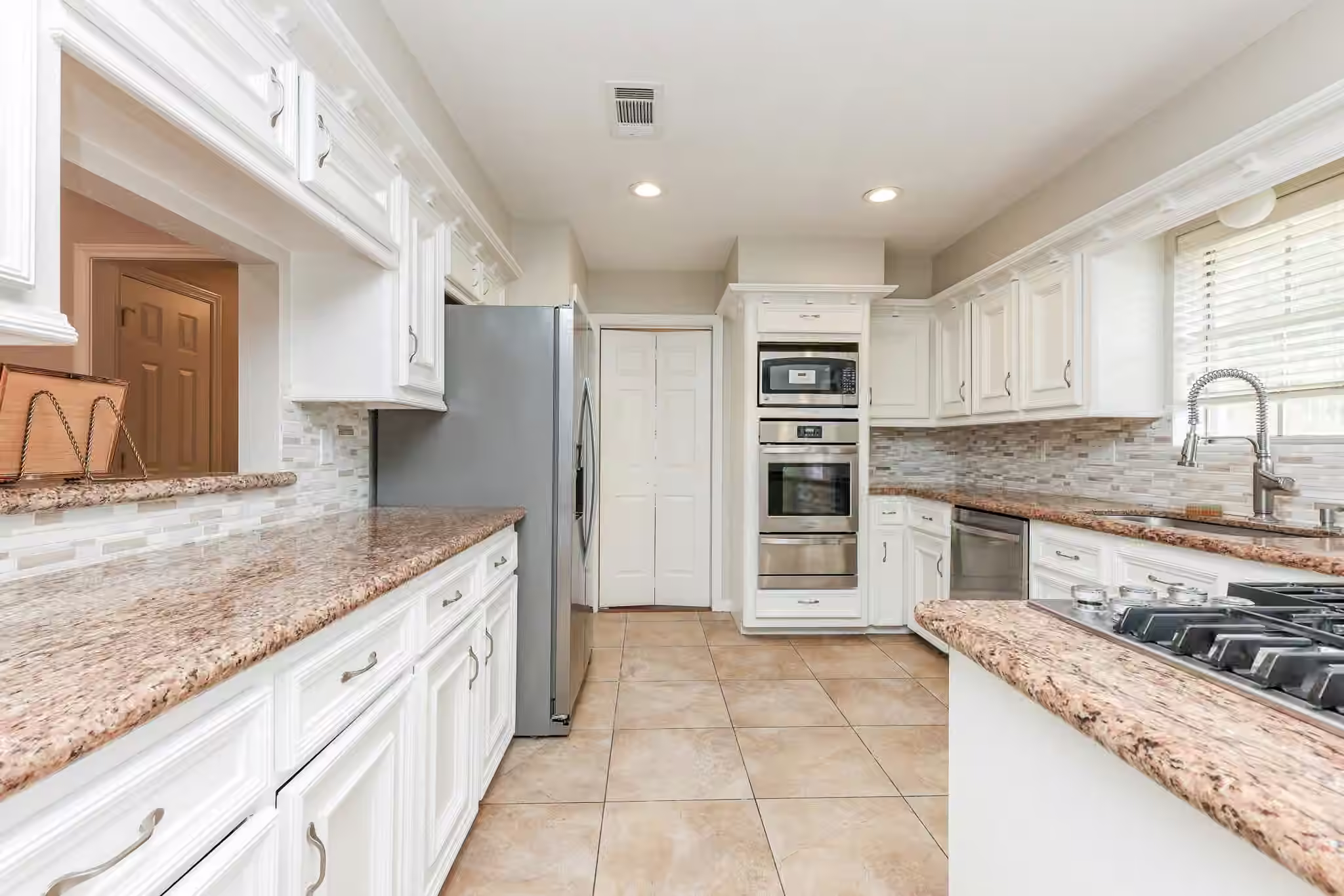 Photo 7 of 31106 Alice Lane, Tomball, TX
