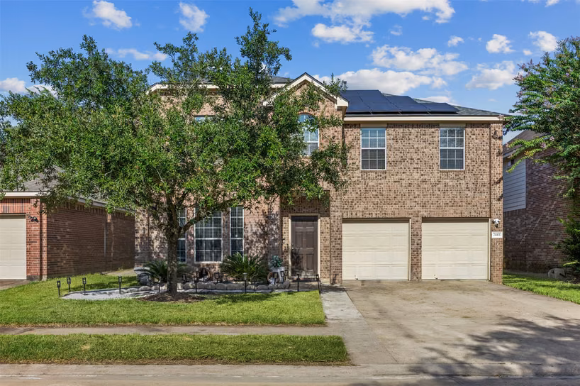 Photo of 24415 Lakecrest Bend Drive, Katy, TX 77493