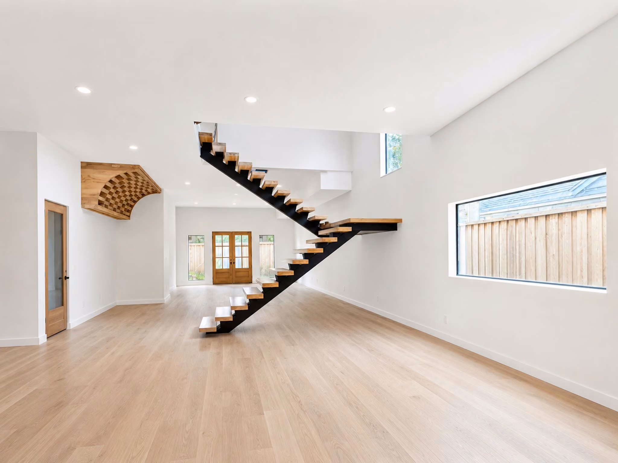 Photo 5 of 1641 Hawthorne Street, Houston, TX