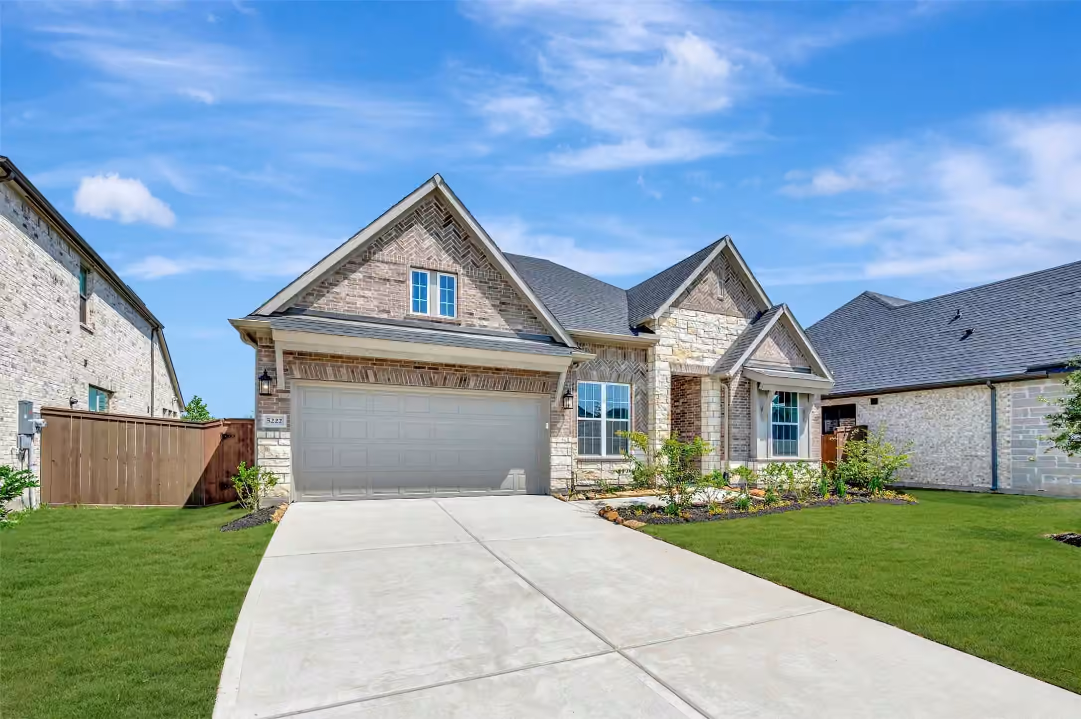 Photo 2 of 5222 Benton Woods Trail, Rosenberg, TX