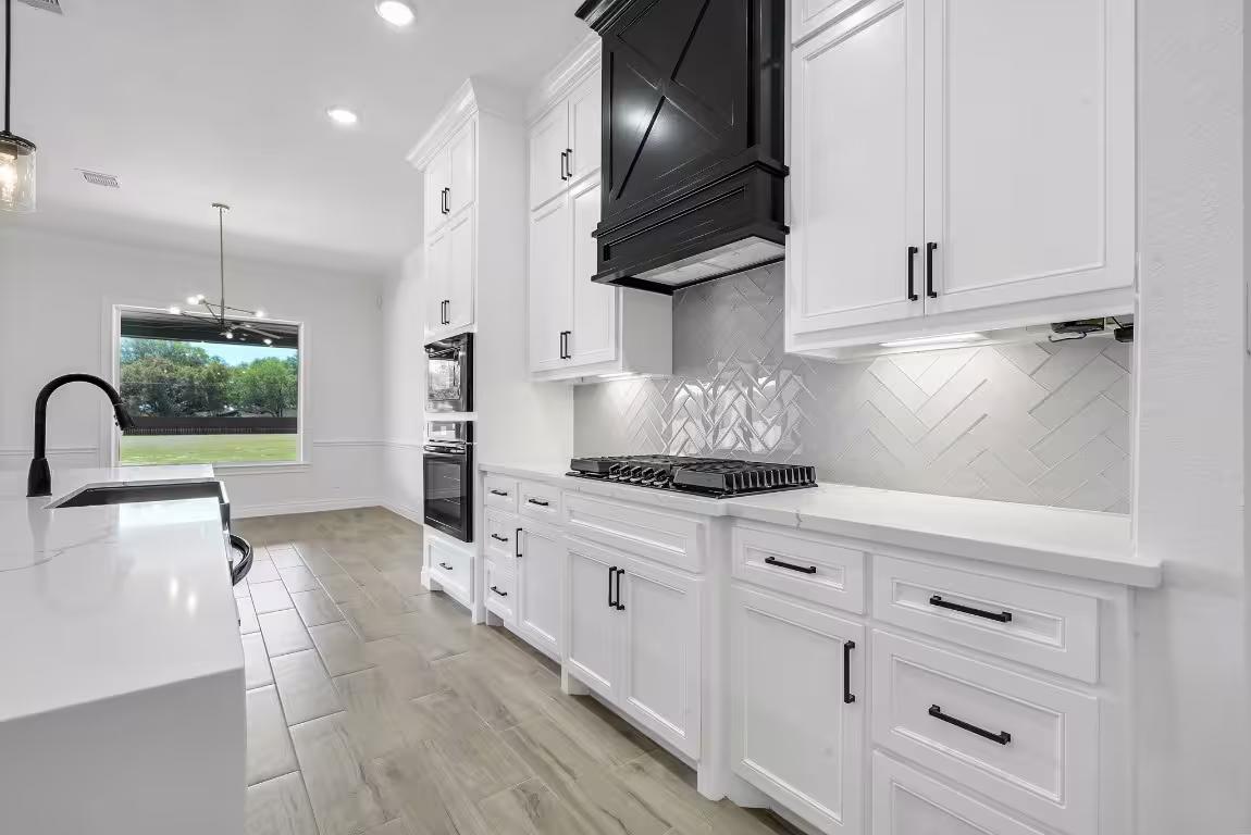 Photo 4 of 13003 Willow Drive, Needville, TX