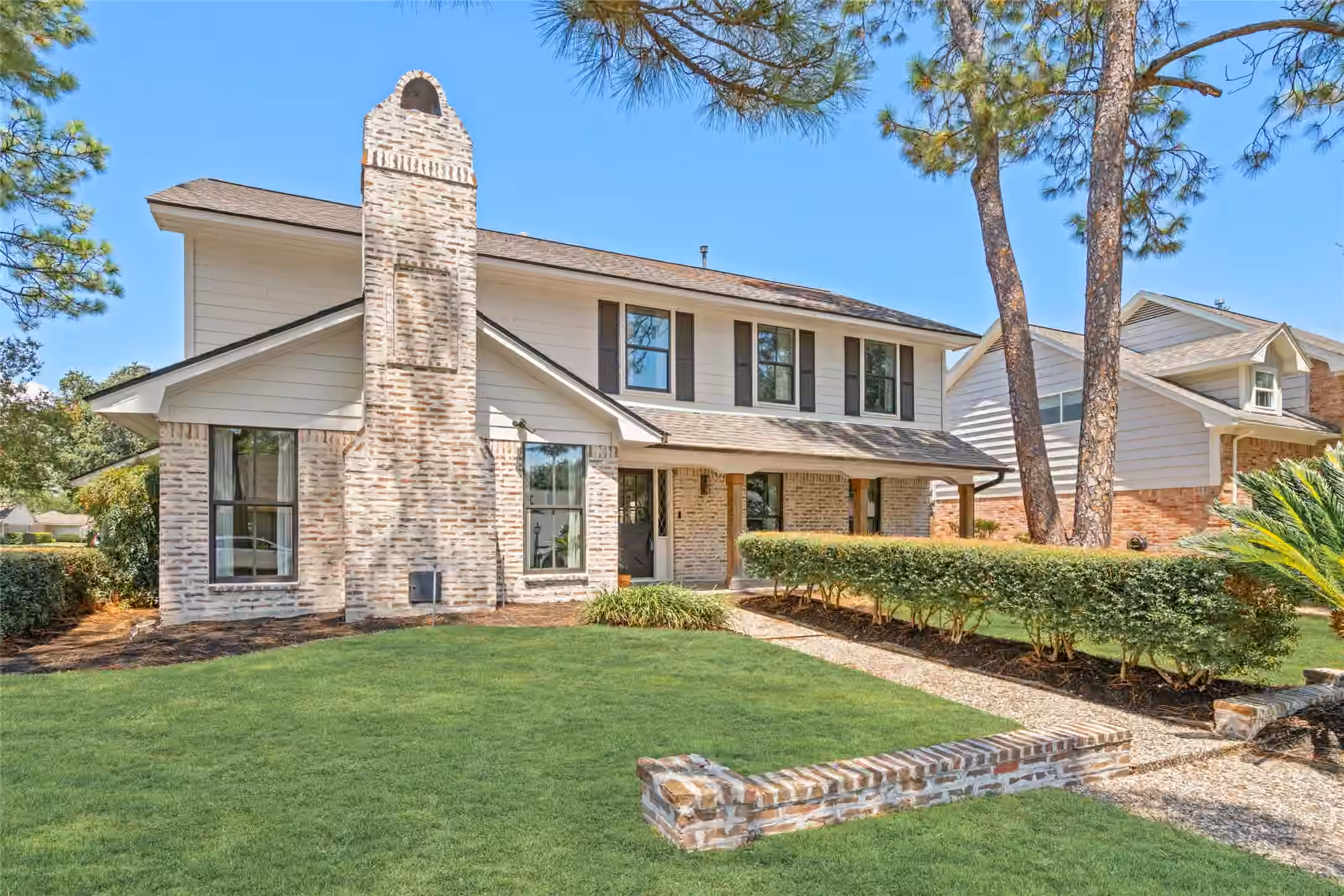 Photo 2 of 10830 Burgoyne Road, Houston, TX