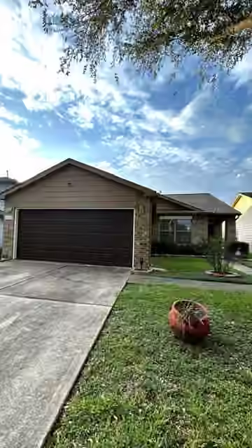 Photo 2 of 15414 Mission Forest Drive, Houston, TX