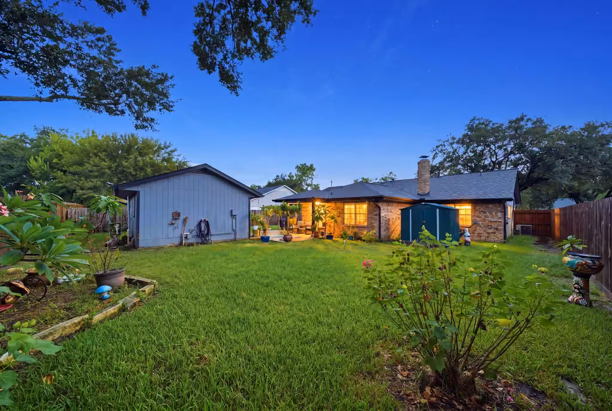 Photo 2 of 1814 Crooked Creek Lane, Pearland, TX