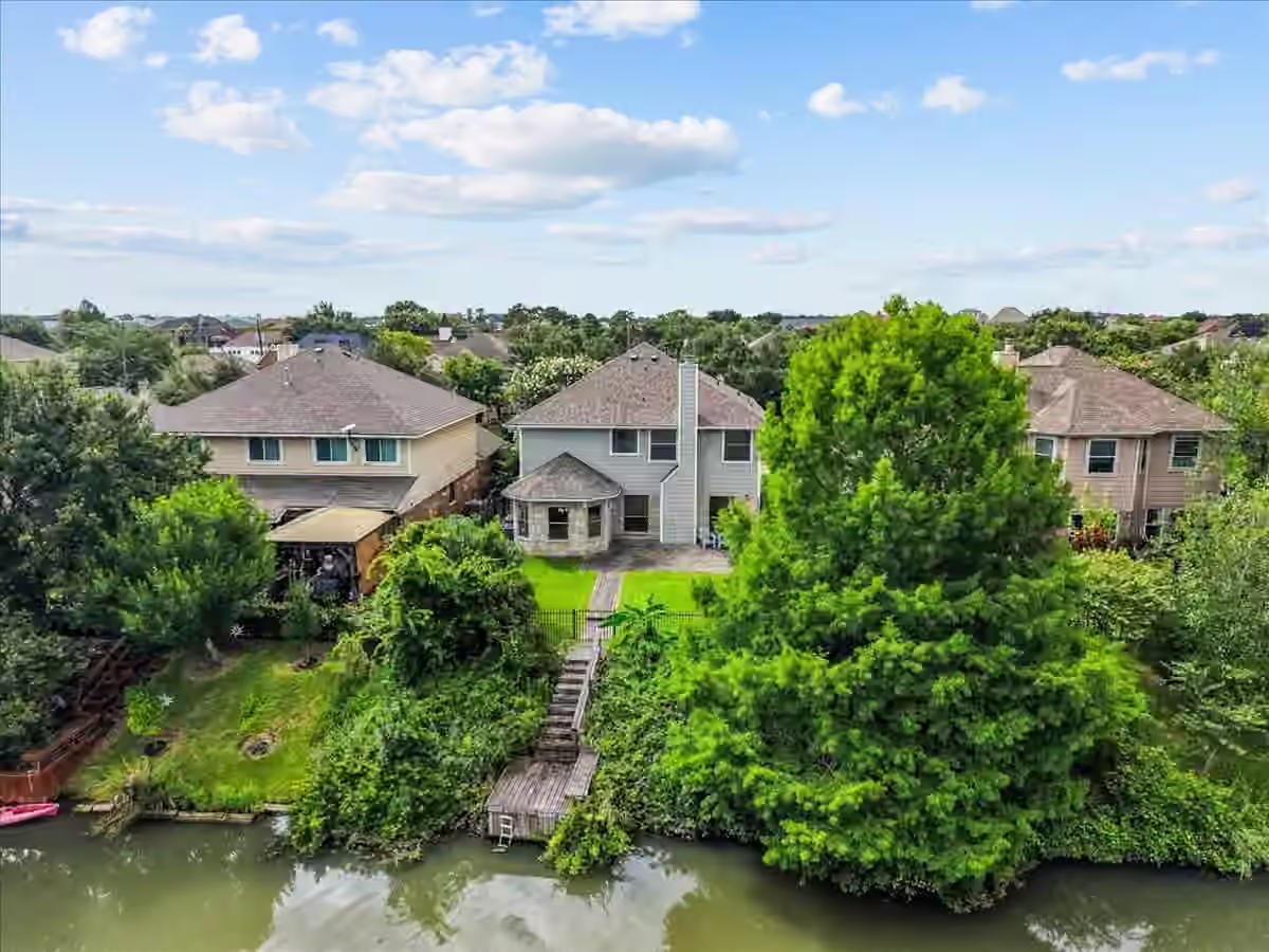 Photo 2 of 1619 Roaring Springs Lane, Seabrook, TX