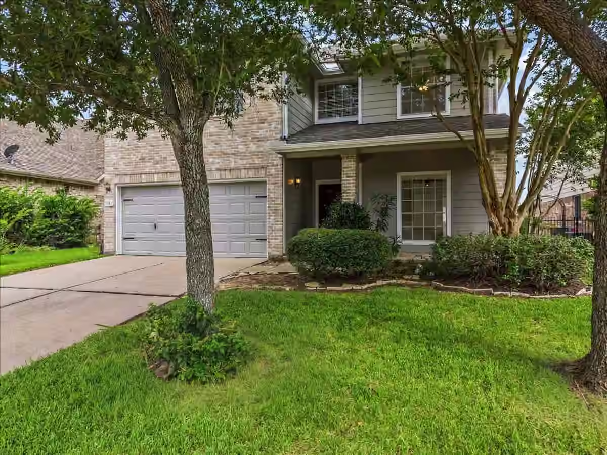Photo 3 of 1619 Roaring Springs Lane, Seabrook, TX