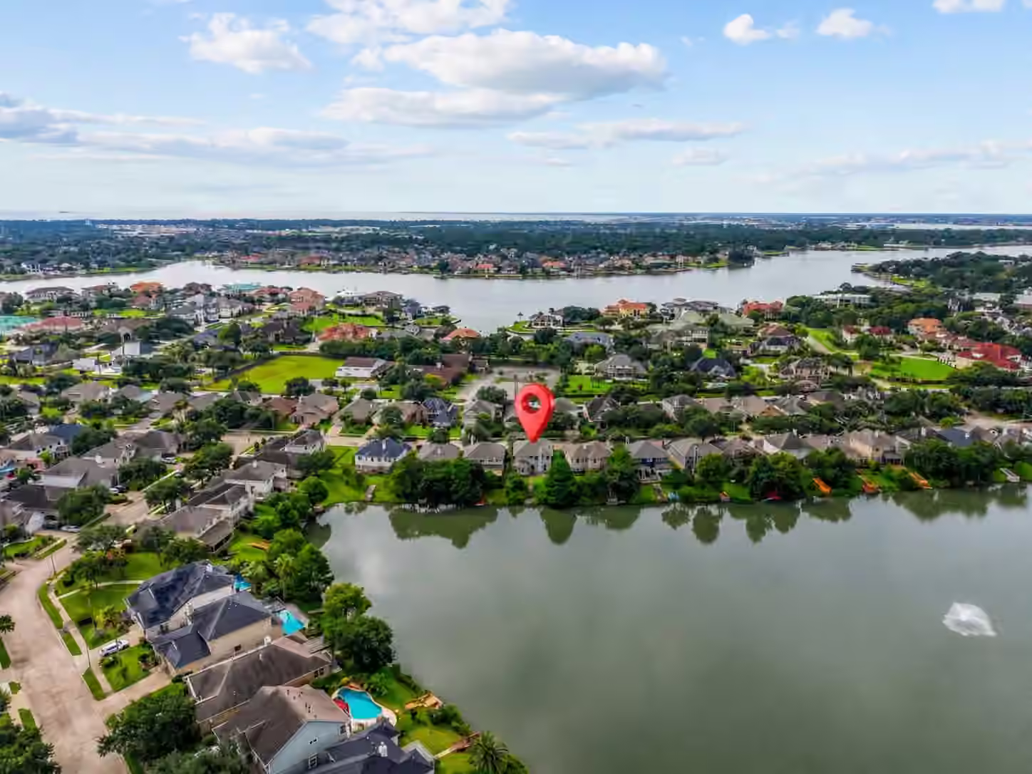 Photo 4 of 1619 Roaring Springs Lane, Seabrook, TX