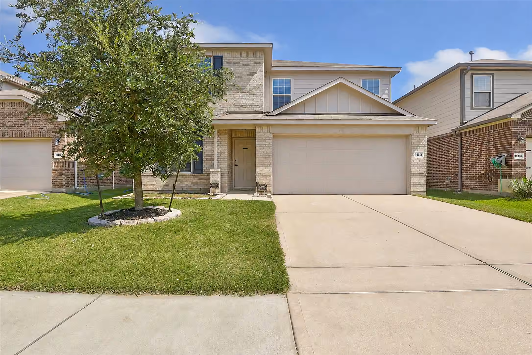 Photo 2 of 19614 Whitehaven Meadow Trail, Cypress, TX