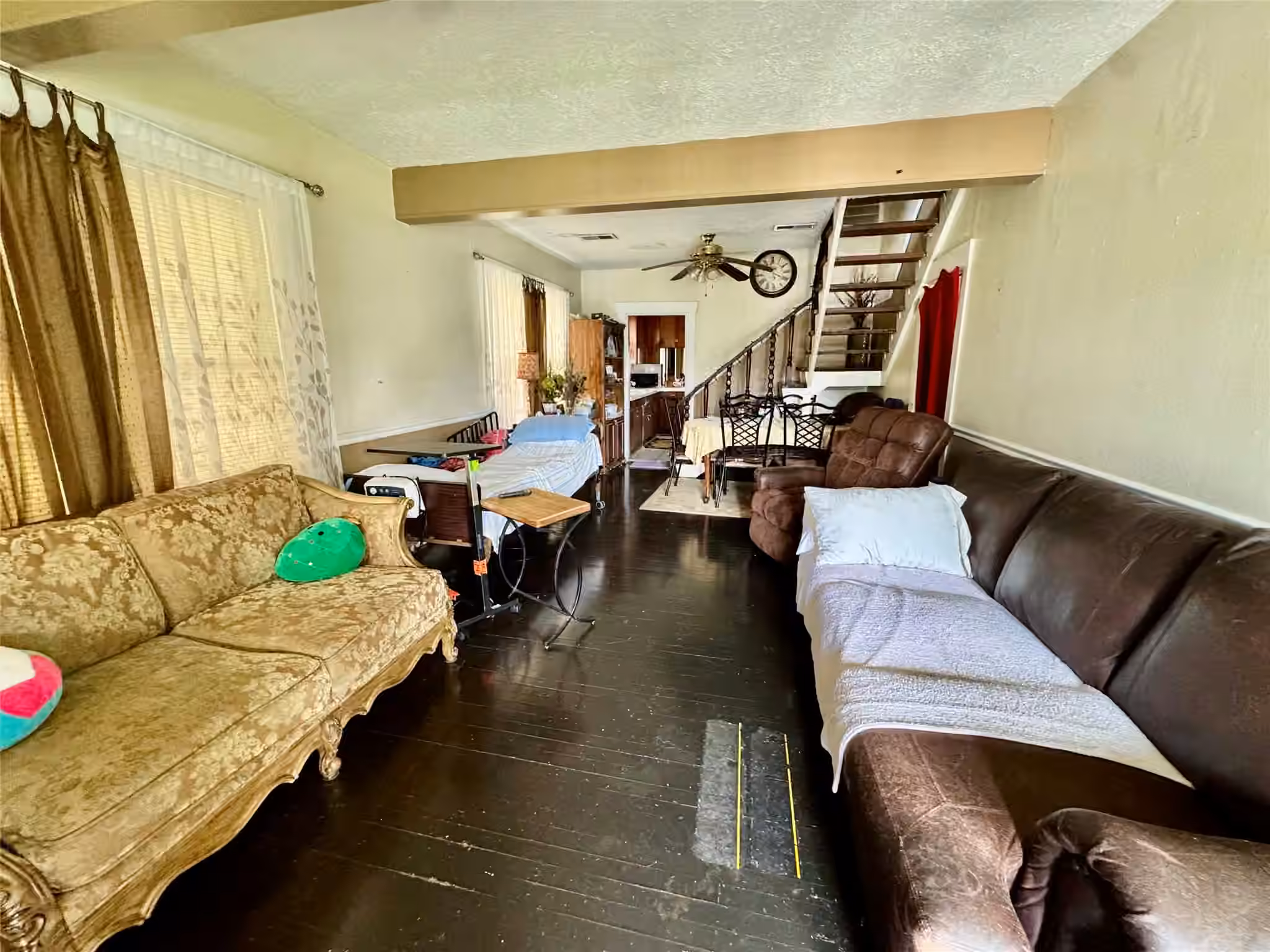 Photo 2 of 105 Dresden Street, Houston, TX