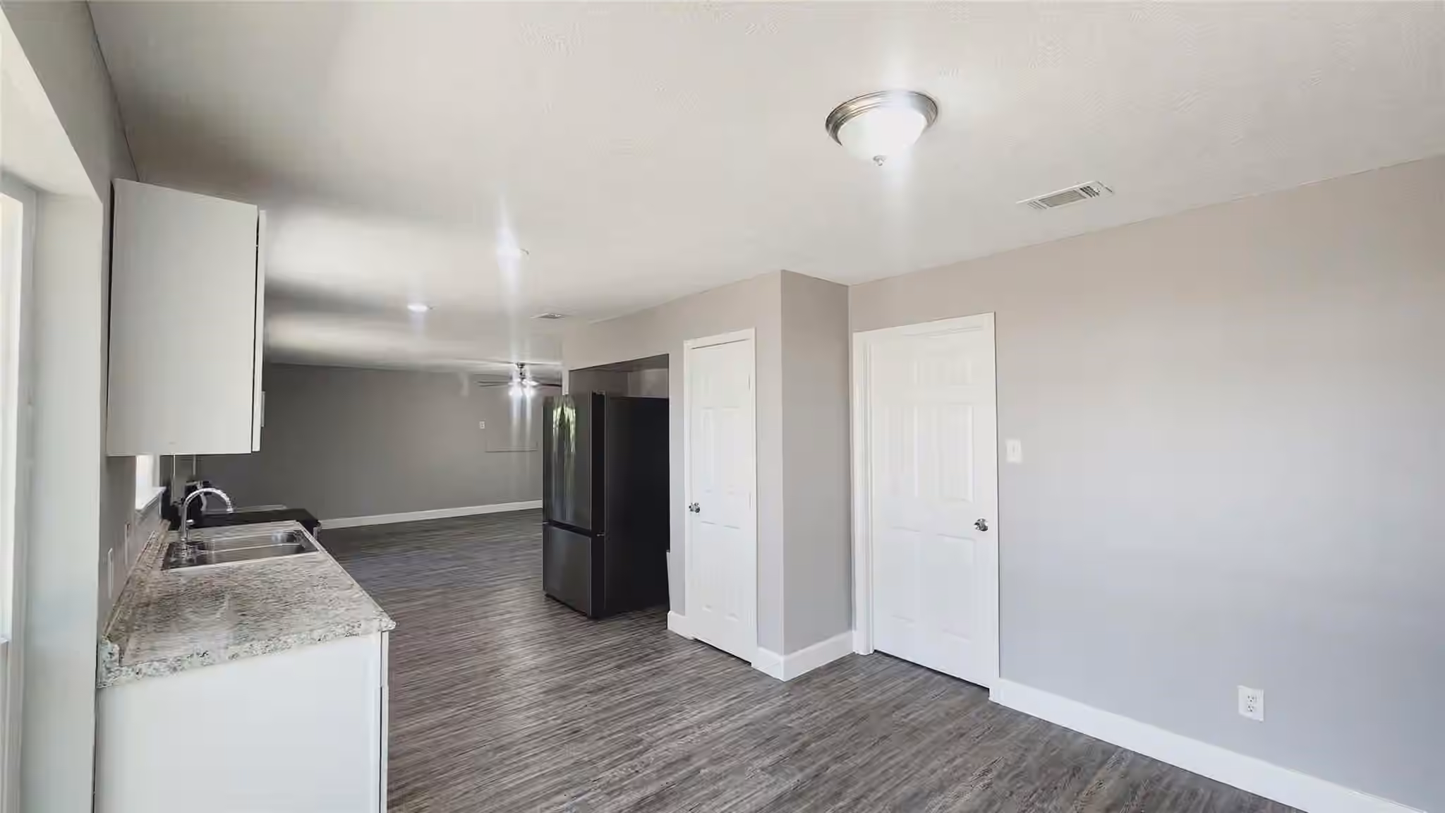 Photo 6 of 4126 Worrell Drive, Houston, TX