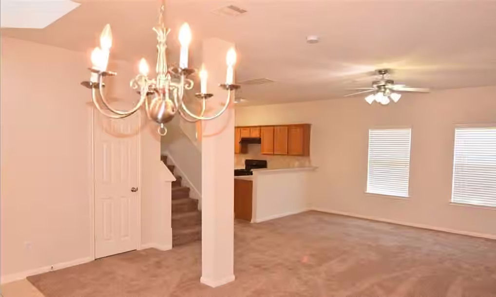 Photo 3 of 6702 Albion Cresent Drive, Katy, TX