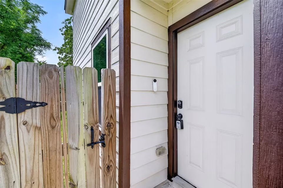 Photo 7 of 436 Owens Street, Houston, TX