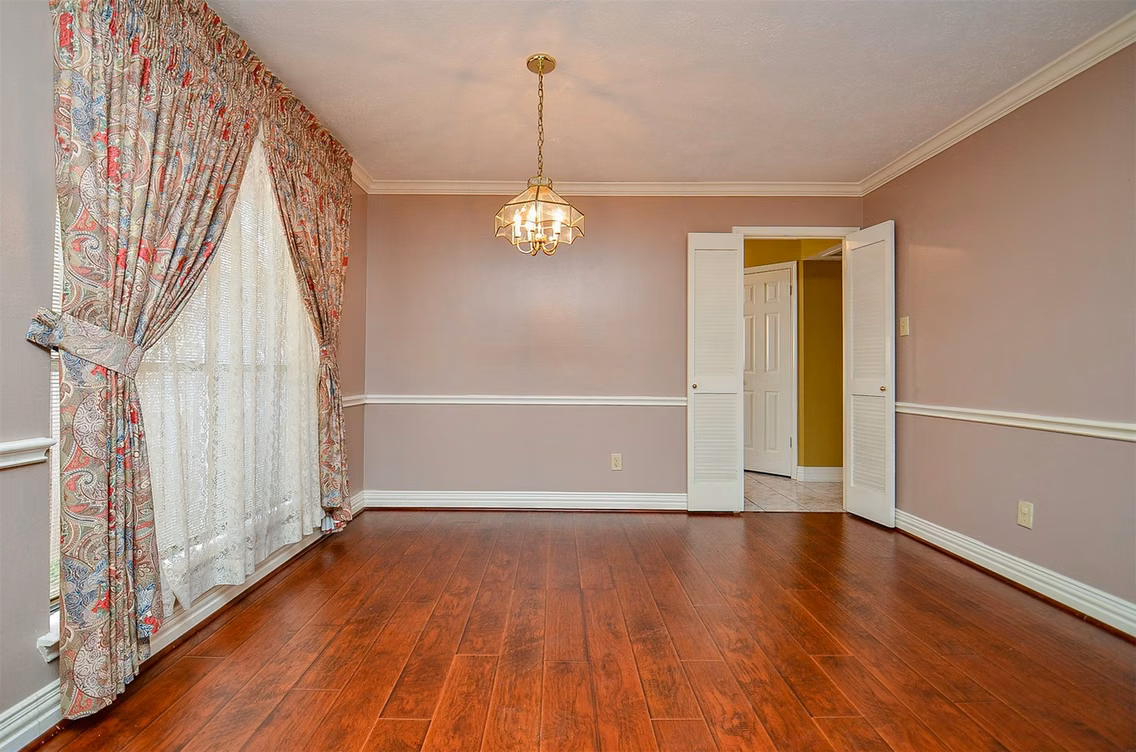 Photo 7 of 16318 Cobble Springs Court, Sugar Land, TX