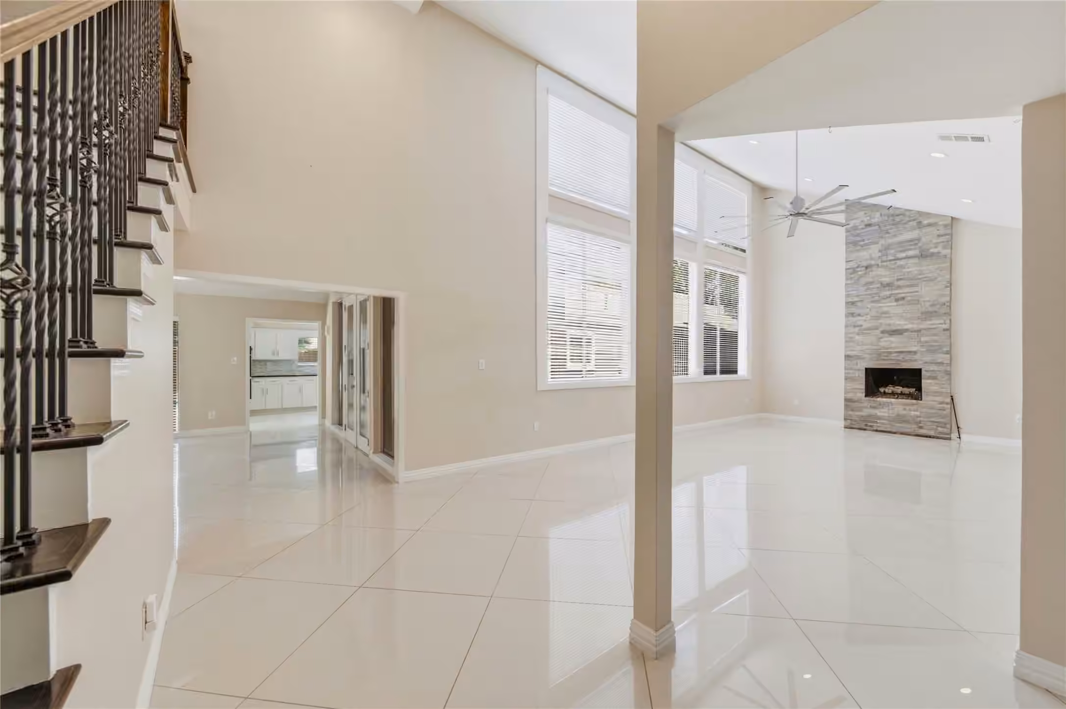 Photo 6 of 703 Queensmill Court, Houston, TX