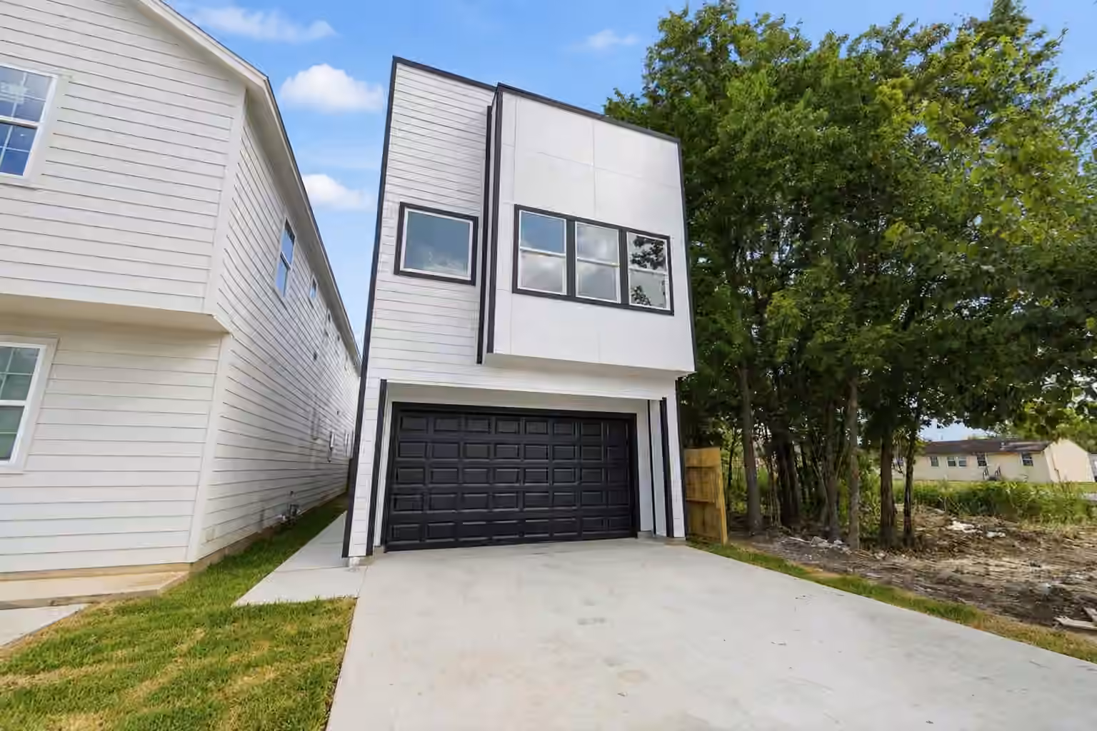 Photo 3 of 9735 Pelsey Street, Houston, TX