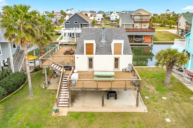 Photo 2 of 22814 Vida Street, Galveston, TX