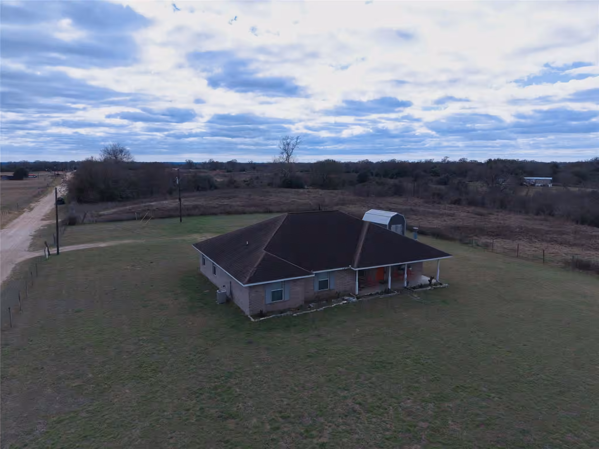 Photo 2 of 2464 Barker Prairie Road, Navasota, TX