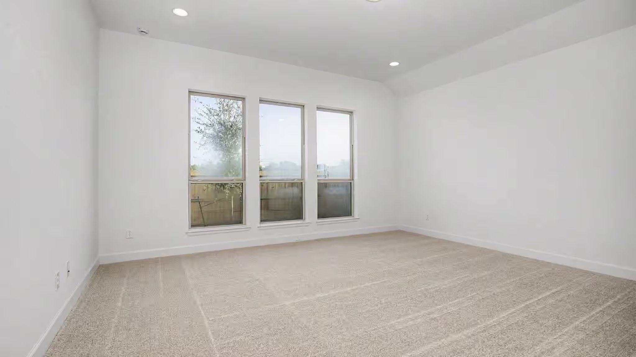 Photo 4 of 19239 Satsuma Ridge Drive, Manvel, TX