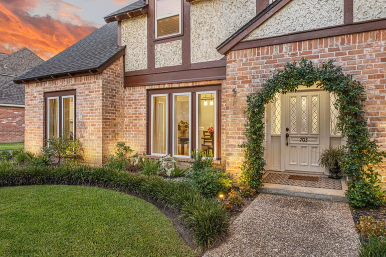 Photo 3 of 703 Cranfield Court, Katy, TX
